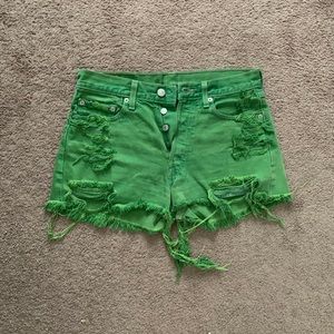 Distressed high waisted jean short